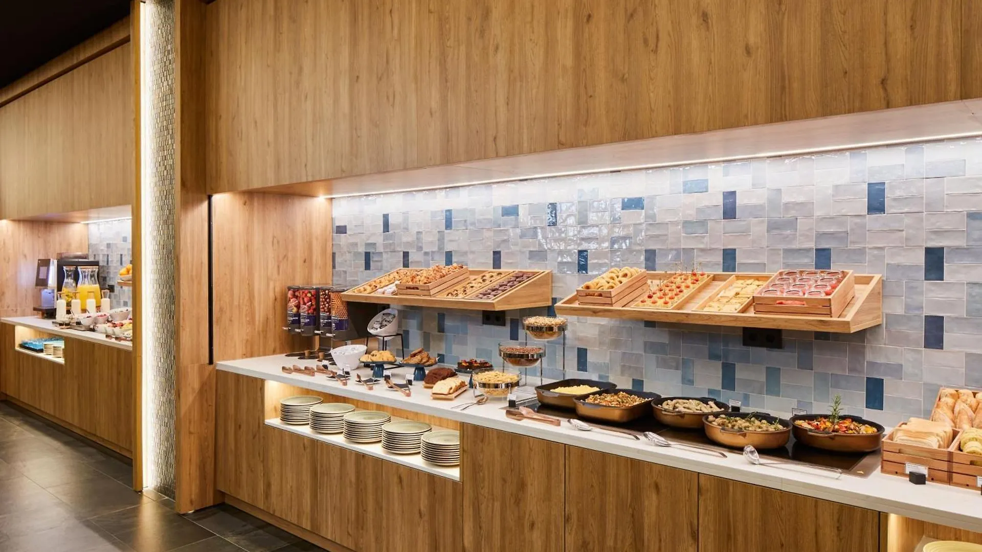 Four Points By Sheraton Barcelona Airport Viladecáns 0*,  Spagna